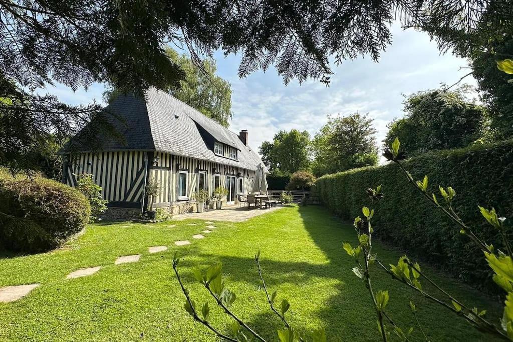 Maison A Colombages Pres De Deauville, Trouville Formentin Exterior photo